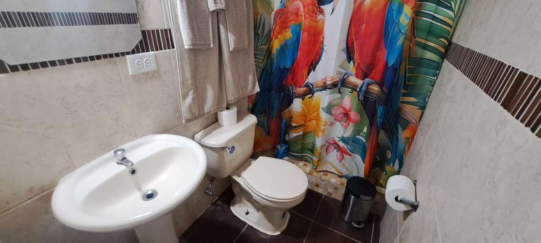 Casa de 4 Recámaras con Piscina Privada y Jacuzzi en San Carlos - Imagen 15