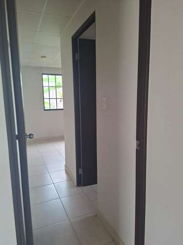 Banco vende casa en RESIDENCIAL PARK VILLAGE – VILLAS DE ARRAIJÁN, PANAMÁ OESTE - Imagen 5