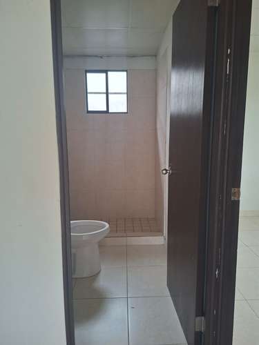 Banco vende casa en RESIDENCIAL PARK VILLAGE – VILLAS DE ARRAIJÁN, PANAMÁ OESTE - Imagen 8