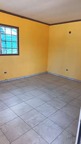 Banco vende casa en BOSQUES DE VALLE HERMOSO