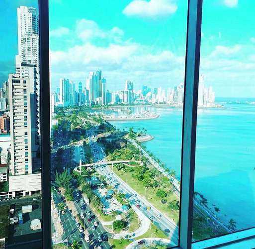 OFICINA AMOBLADA en la AVENIDA BALBOA - 50 M²