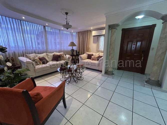 Venta apartamento en PH Golden Tower 1, Betania - cuarto de empleada | uVIK-26-6822