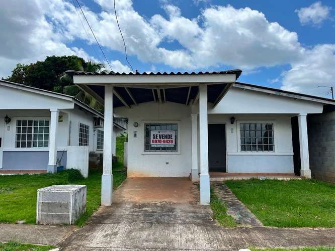 Banco vende casa en RESIDENCIAL PALO ALTO – PRADERA AZUL, 24 DE DICIEMBRE