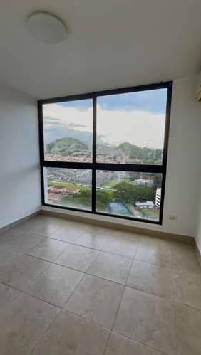 ¡Por debajo del precio de mercado! Apartamento en Condado Country Club - Imagen 18