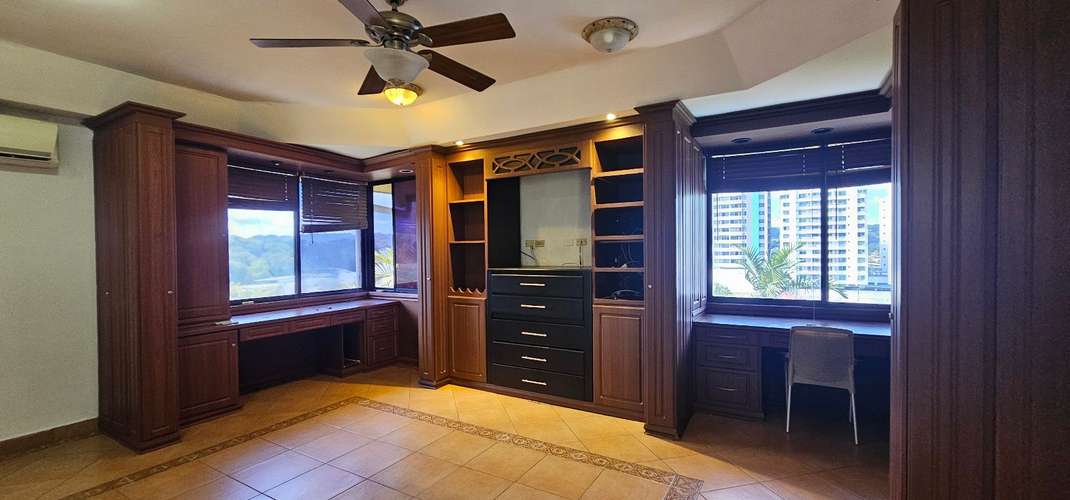 Se Alquila Casa en Dos Mares. - Imagen 13