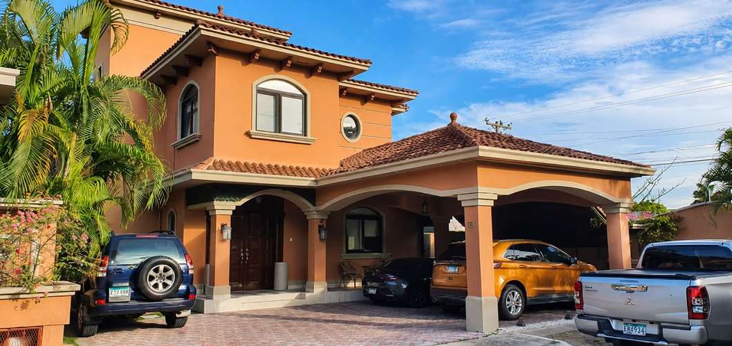 Casa en Venta en El Doral - Costa Sur 