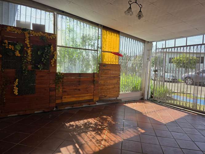 Alquiler de Casa en Campo Limberg
