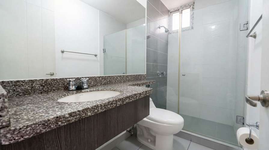 . TUMBA MUERTO I LINEA BLANCA I 3 RECAMARAS I 77 M² I EXCELENTE PRECIO NEGOCIABLE  - Imagen 12