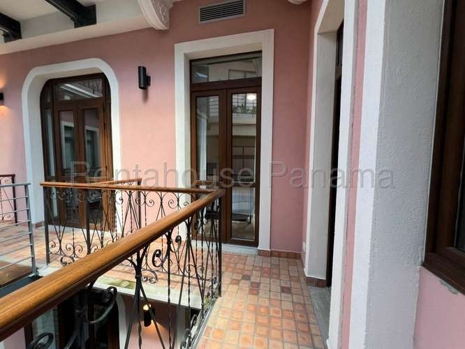 Apartamento de 2 recámaras en venta en el Casco Antiguo