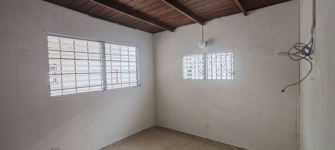 CASA EN VENTA COLINAS DORASOL $130K - Imagen 15