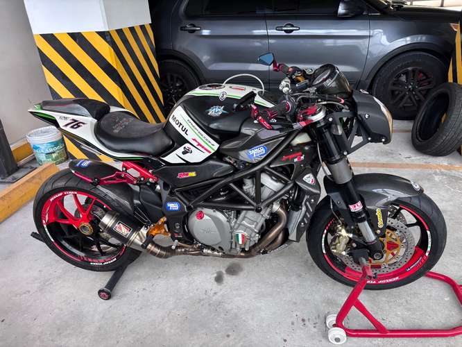MV Agusta Brutale 750  - Imagen 2