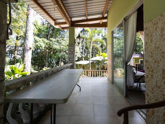 Exclusiva casa campestre en Cerro Azul con 11 dormitorios y vistas a las montañas - Imagen 6