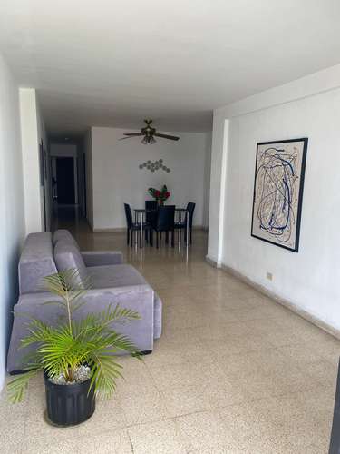 CUARTO EN OBARRIO con ((aire acondicionado)) 