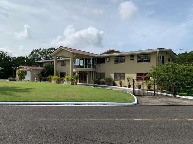 CLAYTON APARTAMENTO AMOBLADO EN ALQUILER