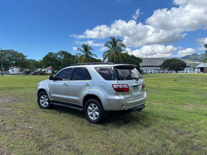 Fortuner 2010