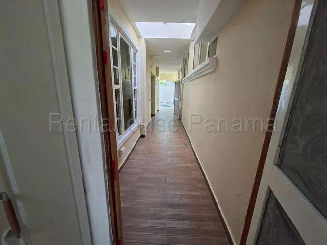 Casa en Venta en Costa Sur. 27-1544.