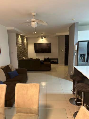 Alquilo apartamento amoblado en Costa Del Este, 3 recamaras, remodelado, 120m2.