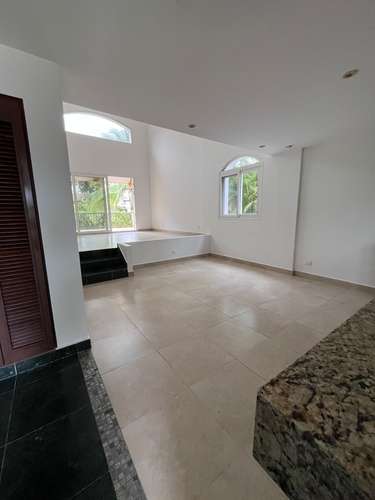 Vendo apartamento en Panama Pacifico, Cocoli, 290m2, 3 recamaras, Dos niveles, negociable. - Imagen 2