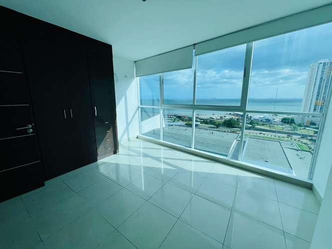 Vendo apartamento en San Francisco, 124m2, 2 recamaras, con Cuarto y baño de empleada, vista al mar. - Imagen 9