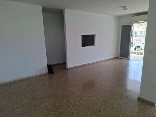 SE ALQUILA CASA - Imagen 3