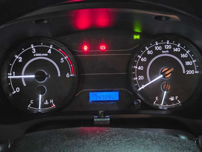 TOYOTA HILUX 2023 74mil km  - Imagen 16