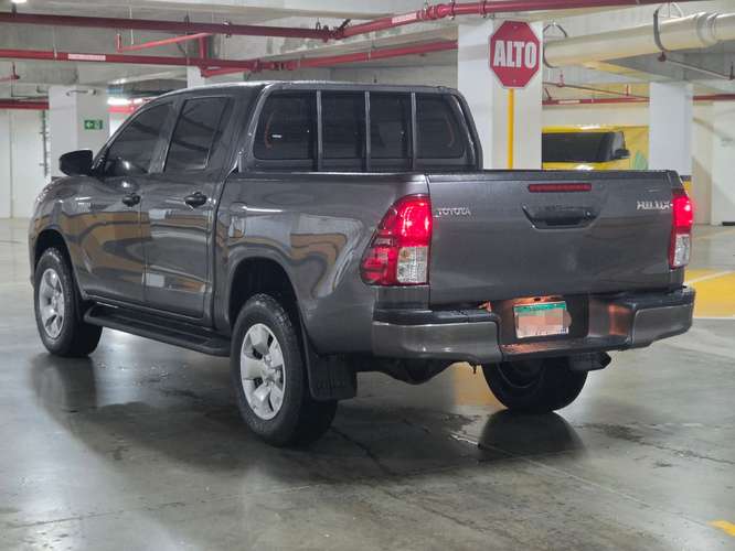 TOYOTA HILUX 2023 74mil km  - Imagen 4