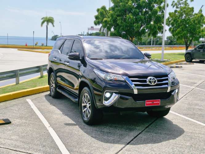 Toyota Fortuner 2019 Automatica Turbo Diesel - Imagen 3