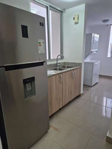 ALQUILER DE APARTAMENTO CON LINEA BLANCA EN CONDADO DEL REY  - Imagen 4