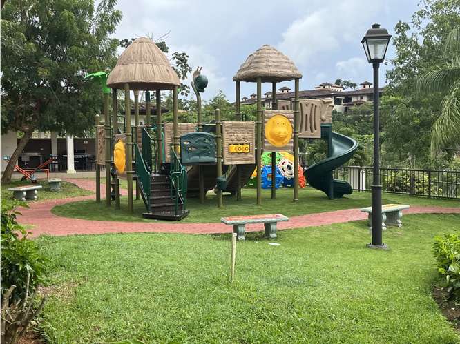 Venta de Apartamento en Clayton Albrook en PH Embassy Village