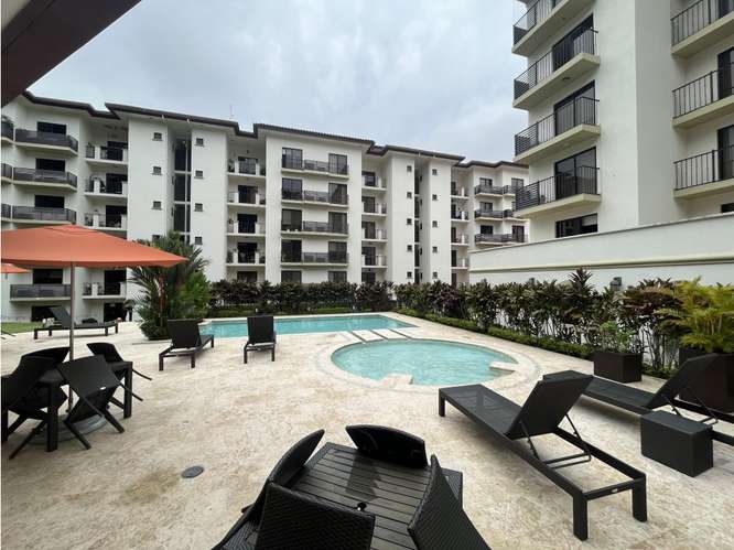 Venta de Apartamento en Clayton Albrook en PH Embassy Village
