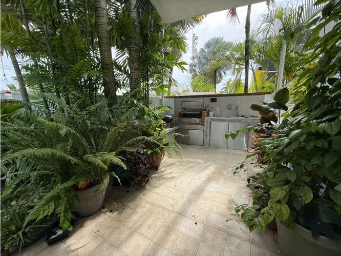 Venta de casa en esquina | Costa esmeralda, Costa Sur