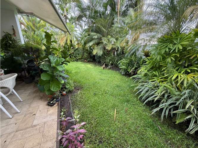 Venta de casa en esquina | Costa esmeralda, Costa Sur