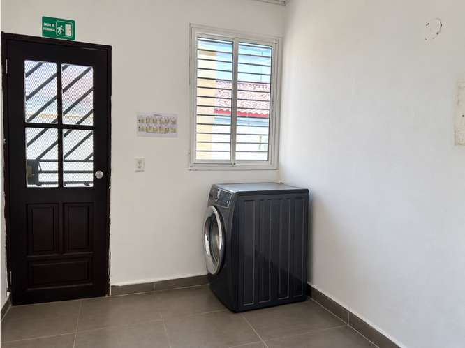 CASA EN ALQUILER EN VÍA PORRAS | PARA VIVIENDA  U OFICINAS-MZ - Imagen 14