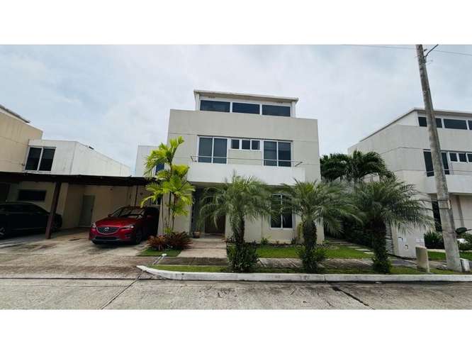 Alquiler de Casa en Villa Sur