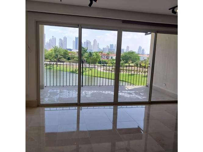 Venta de apartamento en PH The Reserve, Santa María - Imagen 10