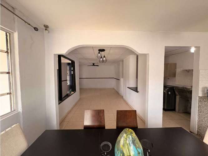 ALQUILER DE CASA EN CERRO VIENTO