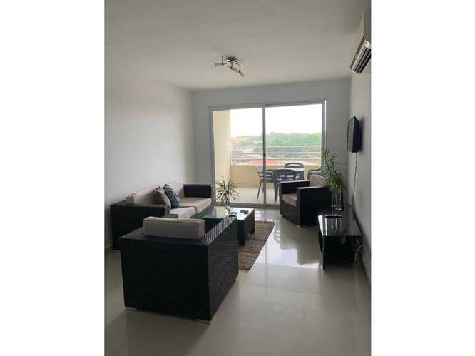 Alquiler de apartamento amoblado en Altamira Gardens