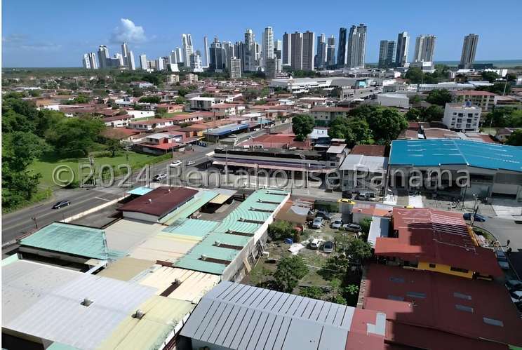 VENTA DE TERRENO EN PARQUE LEFEVRE ESM - Imagen 4