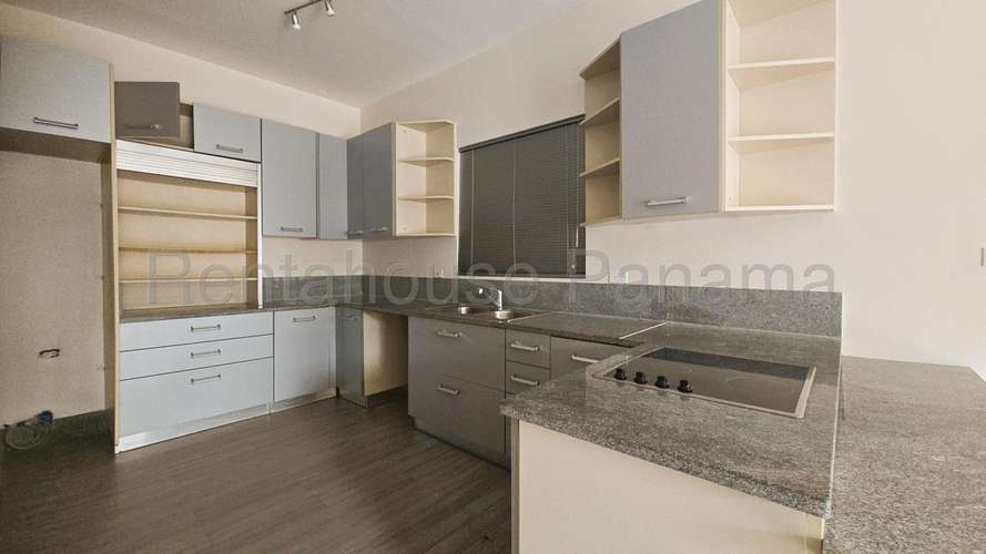 Vendo Apartamento de 86.13m2 en Casco Antiguo Star & Herald 27-3013SRZ