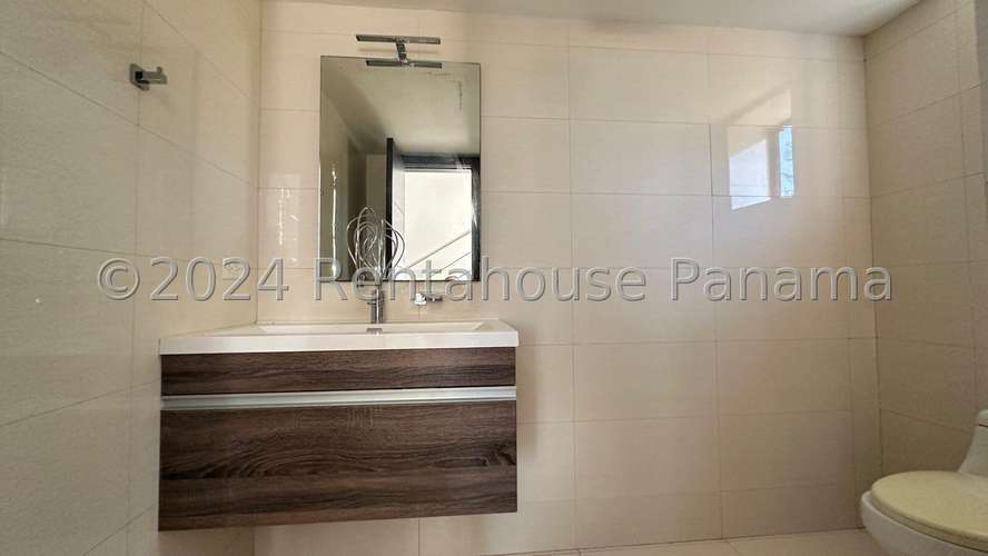 Vendo Casa de 414.31m2 en San Carlos Vista Mar 27-3032SRZ - Imagen 10