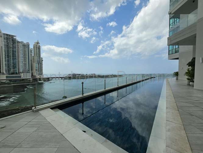 Apartamento en Venta en Paitilla Frente al Mar 391.50 m² LR