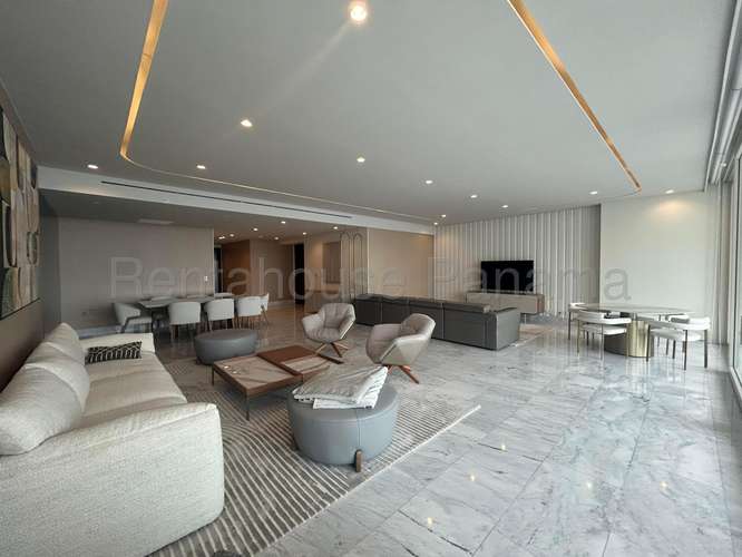 Apartamento en Venta en Paitilla Frente al Mar 395 m² LR