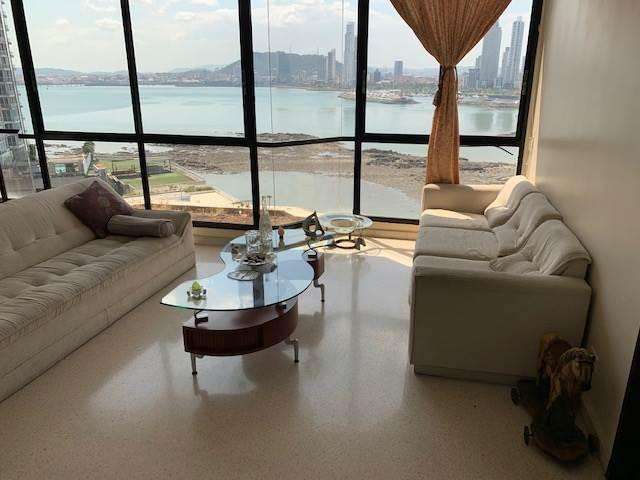 Apartamento en Venta en Paitilla Frente al Mar 173 m² LR