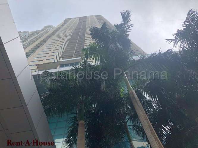Apartamento en Venta en Punta Pacifica Frente al Mar 605 m² LR