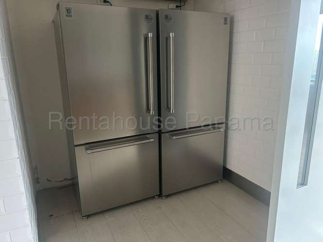 Apartamento en Venta en Punta Pacifica Frente al Mar 605 m² LR