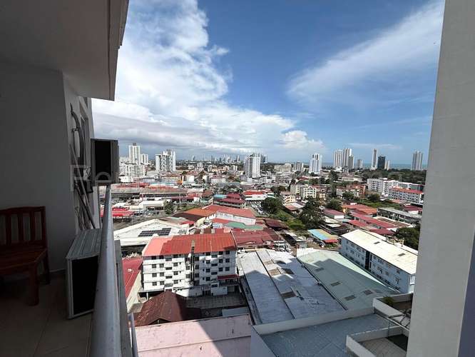 Se Vende Apartamento en Carrasquilla LA27-3048