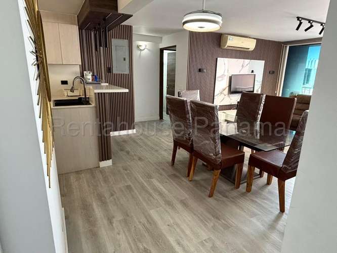 Se Vende Apartamento en Carrasquilla LA27-3048