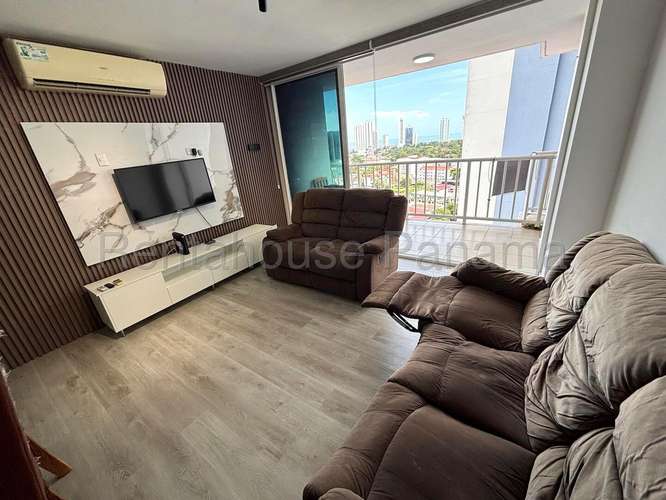 Se Vende Apartamento en Carrasquilla LA27-3048