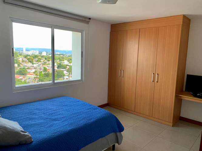 Alquiler de apartamento amoblado en Coco del Mar - L.G. - Imagen 12