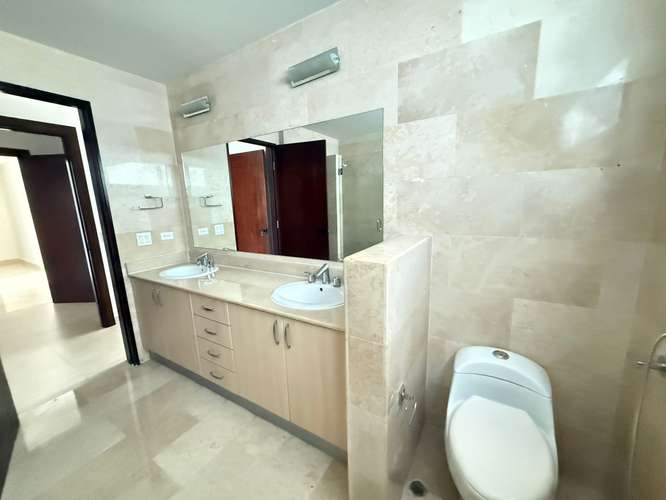 Alquiler de apartamento con Linea Blanca - Avenida Balboa - L.G. - Imagen 10